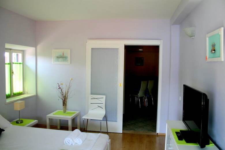 Apartments Ane
