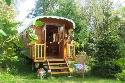 Bed & Breakfast Roulottes Du Rouard