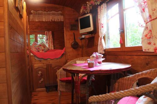 Bed & Breakfast Roulottes Du Rouard