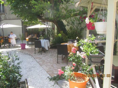 Hotel Logis Au Croissant