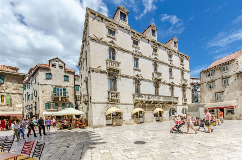 Apartment Stone Pearl