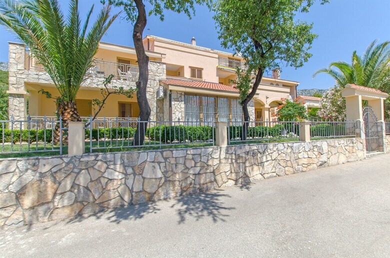 Apartments Meridiana