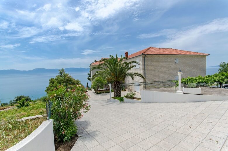 Apartamentos Gomila