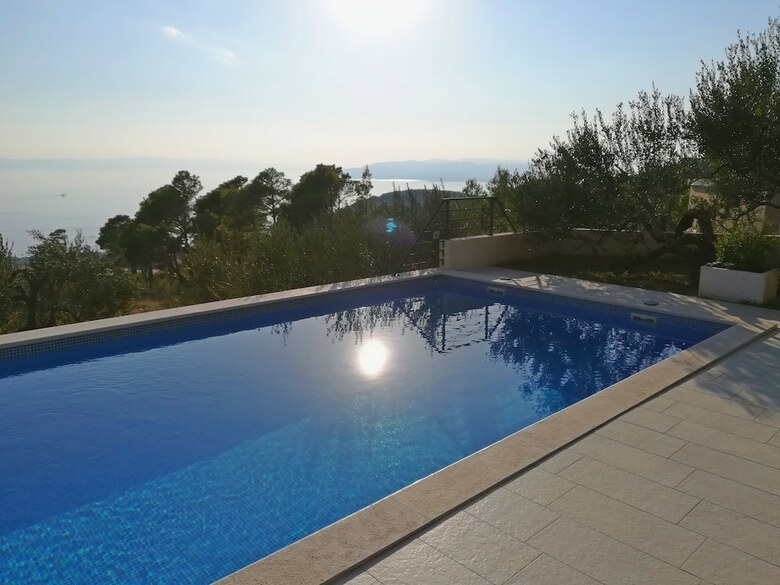 Apartamentos House Arija