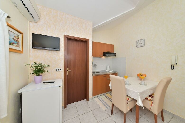 Apartments Medanic
