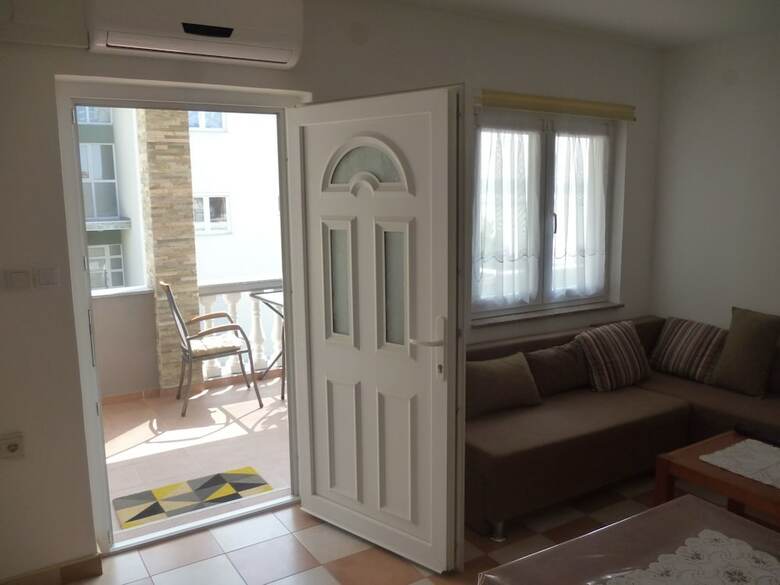 Apartments Bugenvilla-with Beautiful Seaview