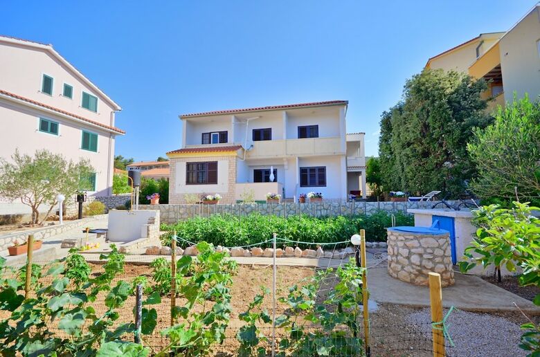 Apartments Marinko
