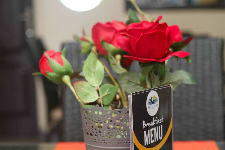 Hotel Karibu Bb Suites