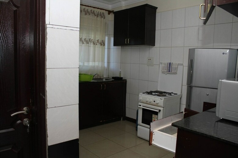 Hotel Karibu Bb Suites