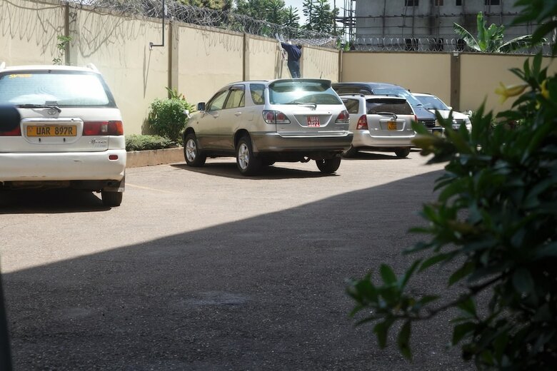 Hotel Karibu Bb Suites