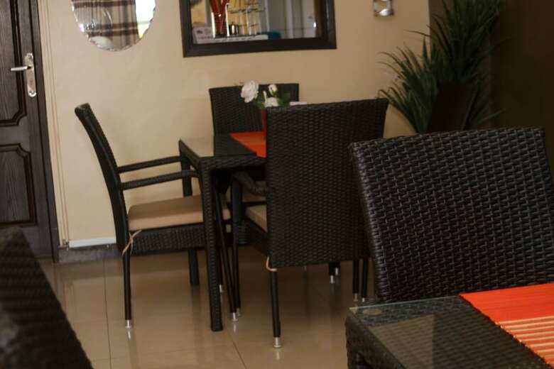 Hotel Karibu Bb Suites