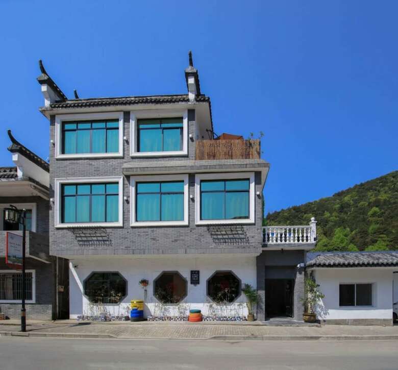 Hotel The Colorful House
