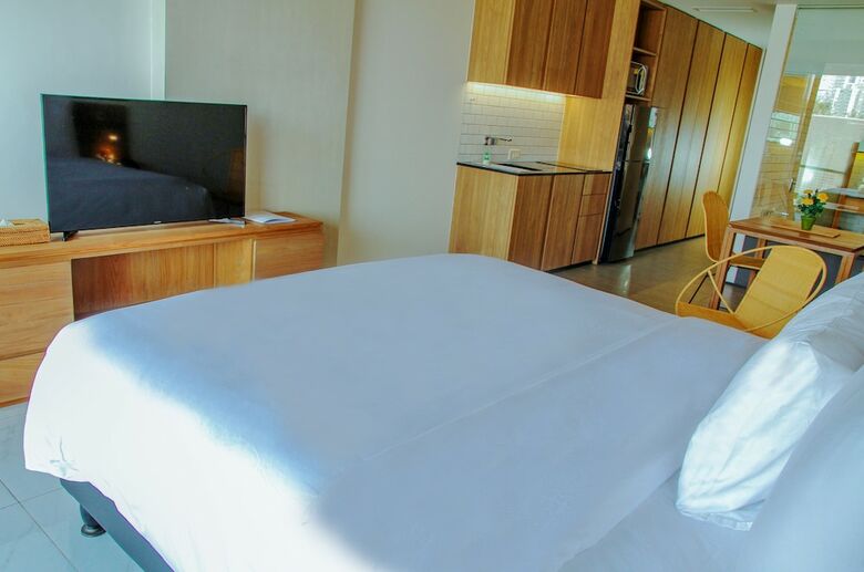 Aparthotel Nagomi Suites
