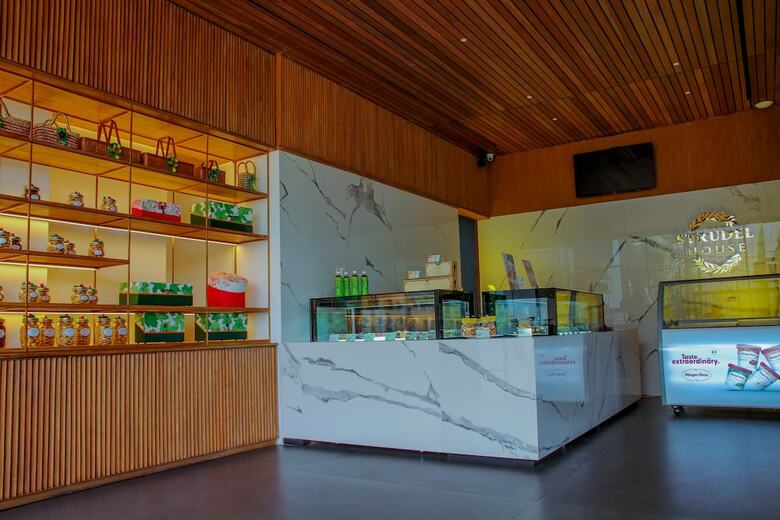 Aparthotel Nagomi Suites