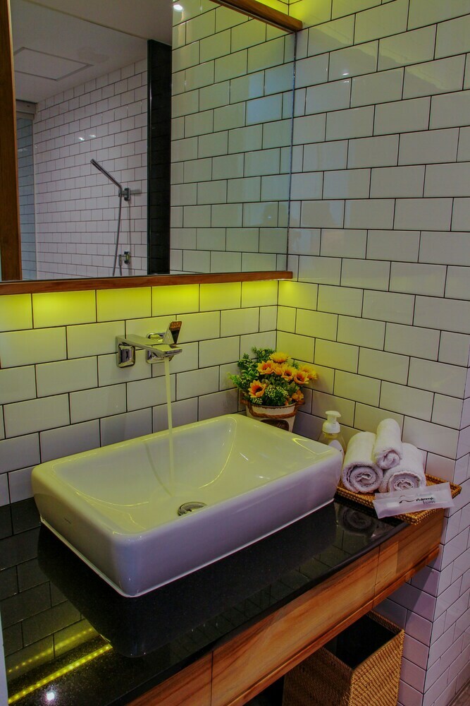 Aparthotel Nagomi Suites
