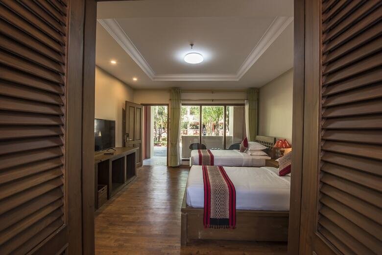 Royal House Hotel