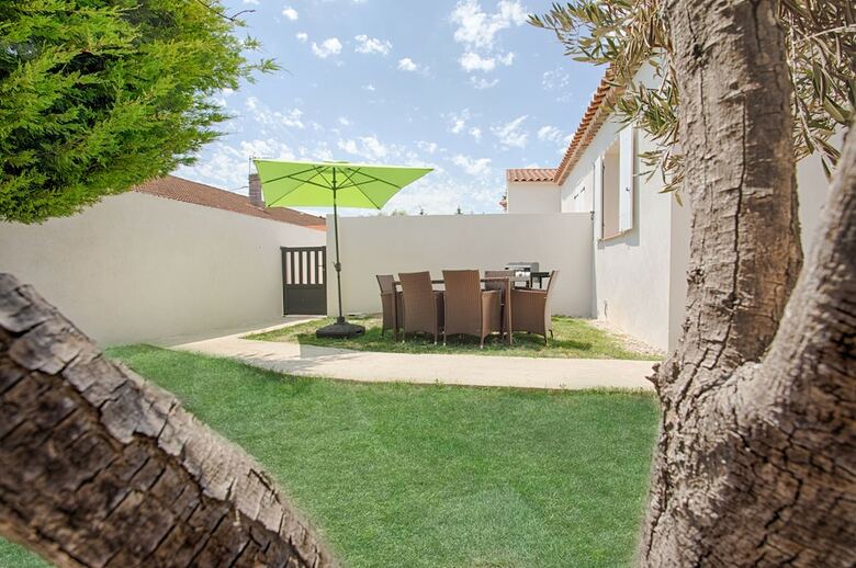 Relax Piscine P�tanque Sauna Jardin