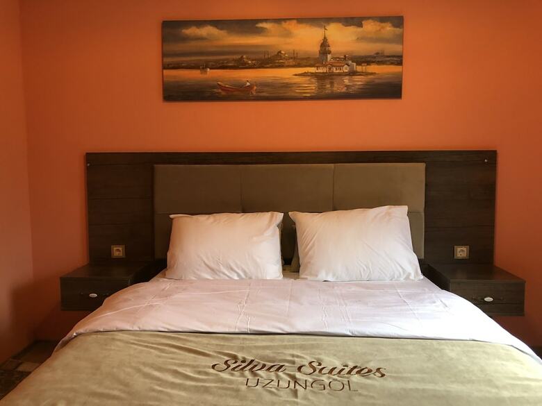 Silva Suites