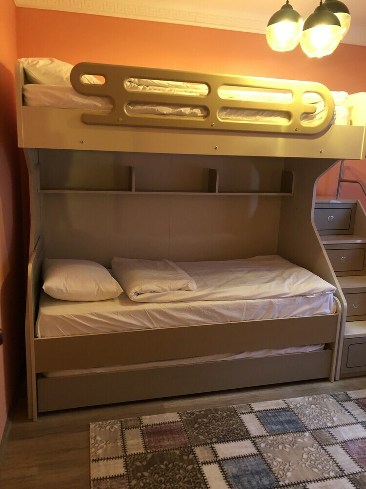 Silva Suites