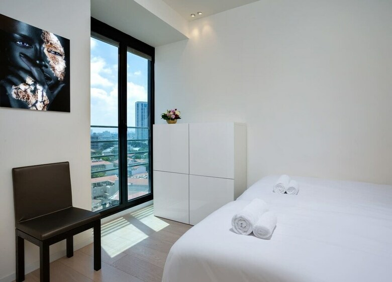 Apartamento Elegant 3br In White City By Holyguest