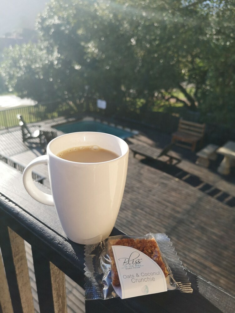 Hotel Bliss In The Bay