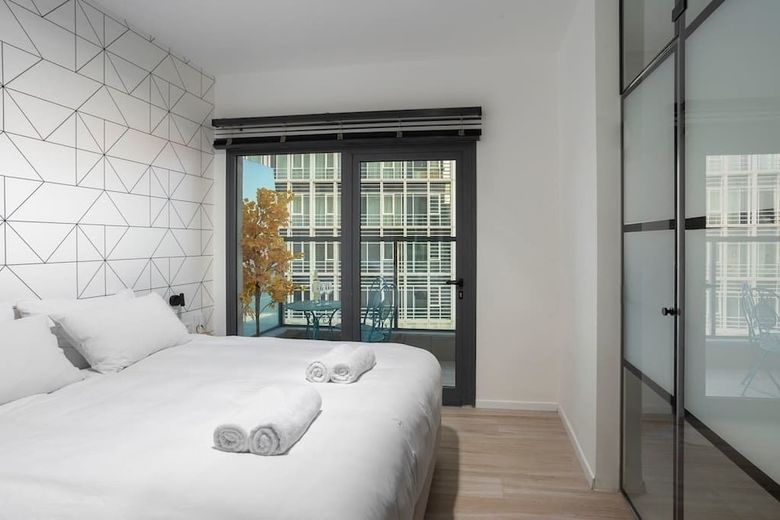 Apartamento 3br Penthouse On Rothschild By Holyguest