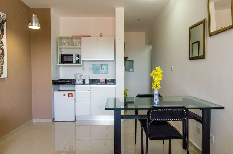 Shopping Del Sol Apartment