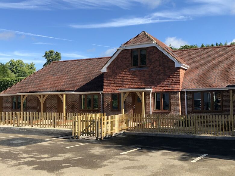 Posada Hamilton Arms