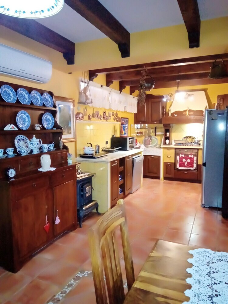 Apartamento Studio In Crotone, With Terrace And Wifi - 500 M From The Beach