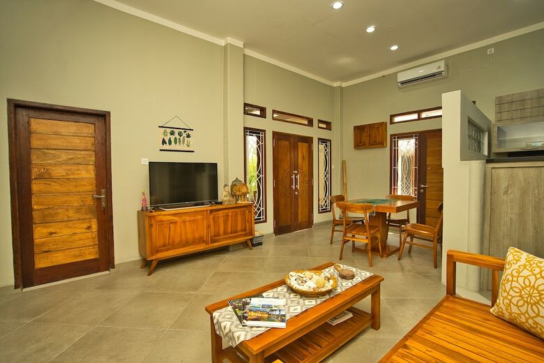 Villa Dalai Home