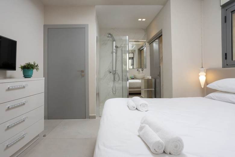 Apartamento Posh 2br In Hakovshim By Holyguest