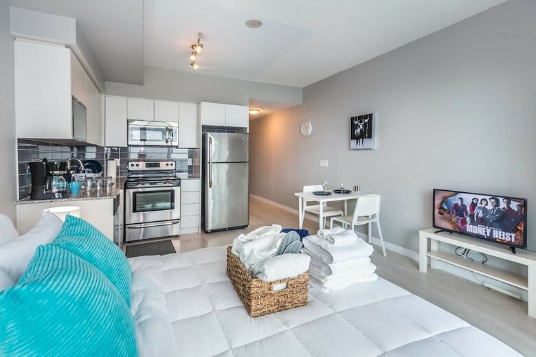 Apartamentos Lakeview Luxury Oasis, Downtown Aqua Studio