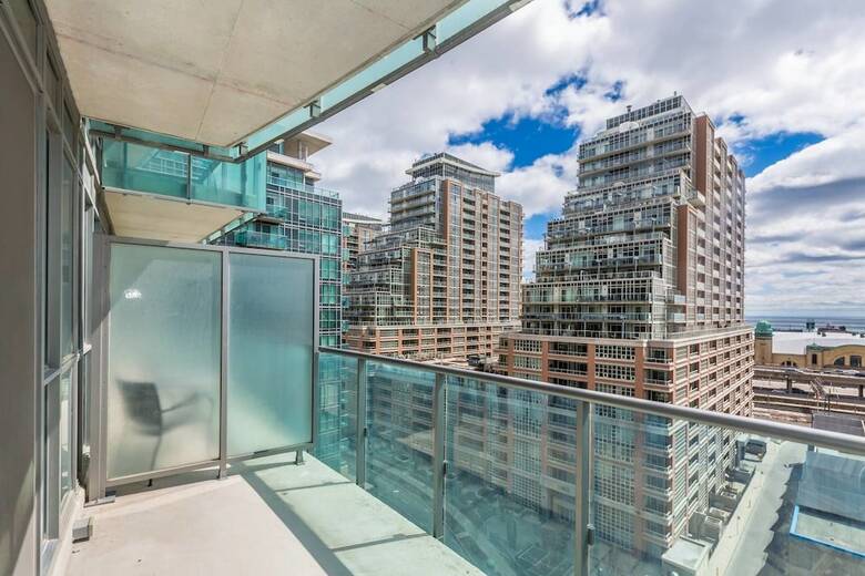 Apartamentos Lakeview Luxury Oasis, Downtown Aqua Studio