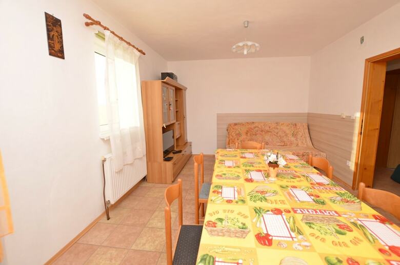 Apartment Jaka