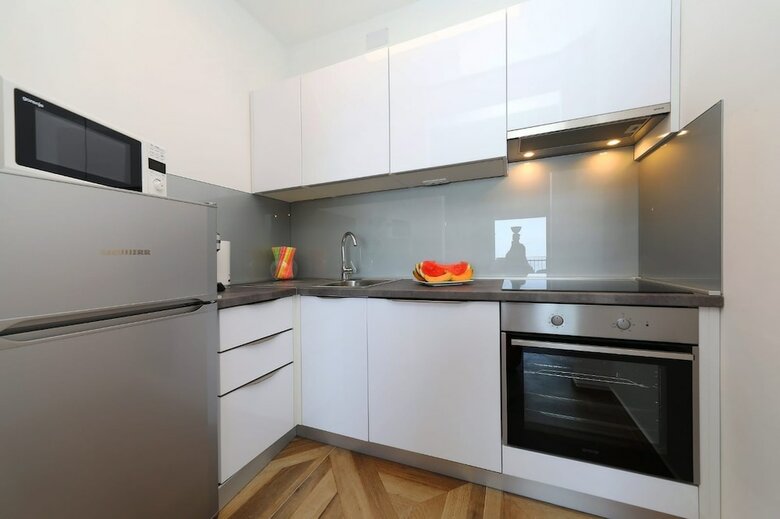 Redstone Luxury Apartments