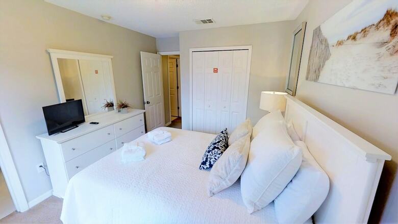 Emerald Island Resort 3 Bedroom Vacation Villa (1758)