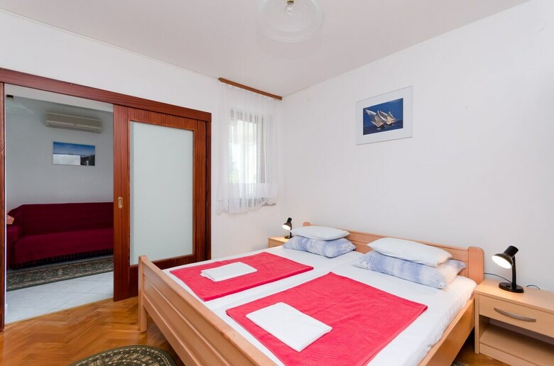 Apartments Miha
