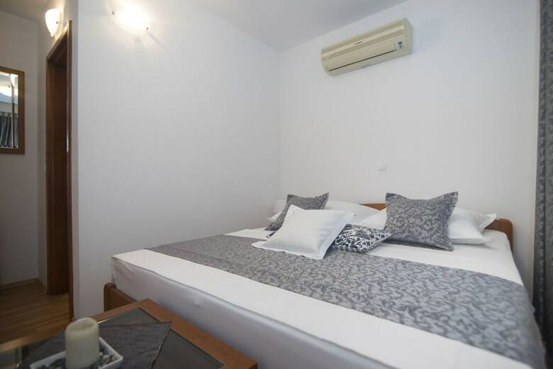 Apartments And Rooms Kapulica