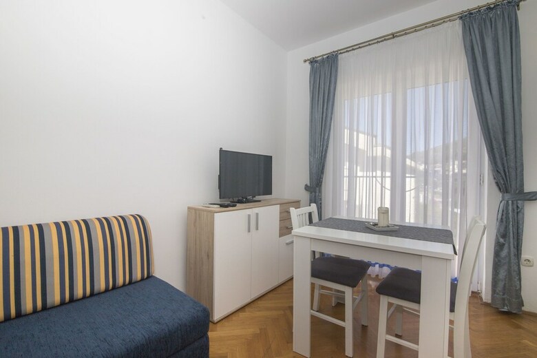 Apartments And Rooms Kapulica