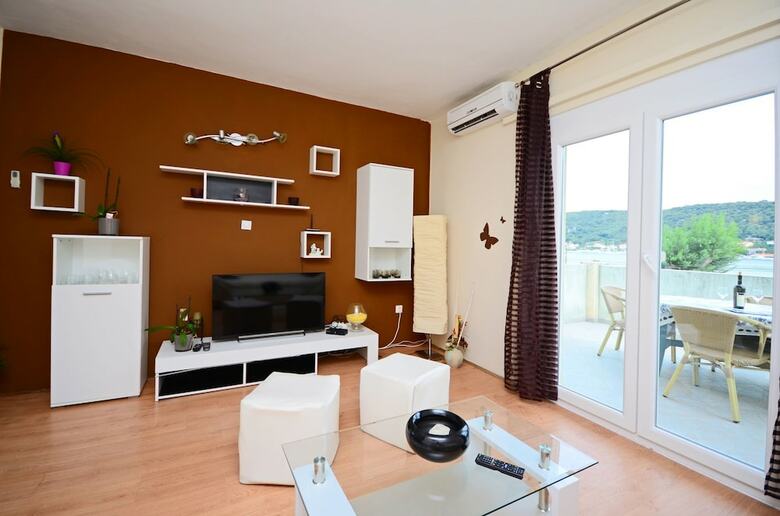 Apartments Jasna