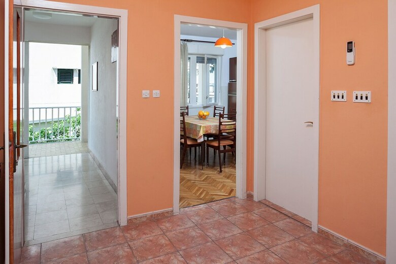 Apartments Lidija