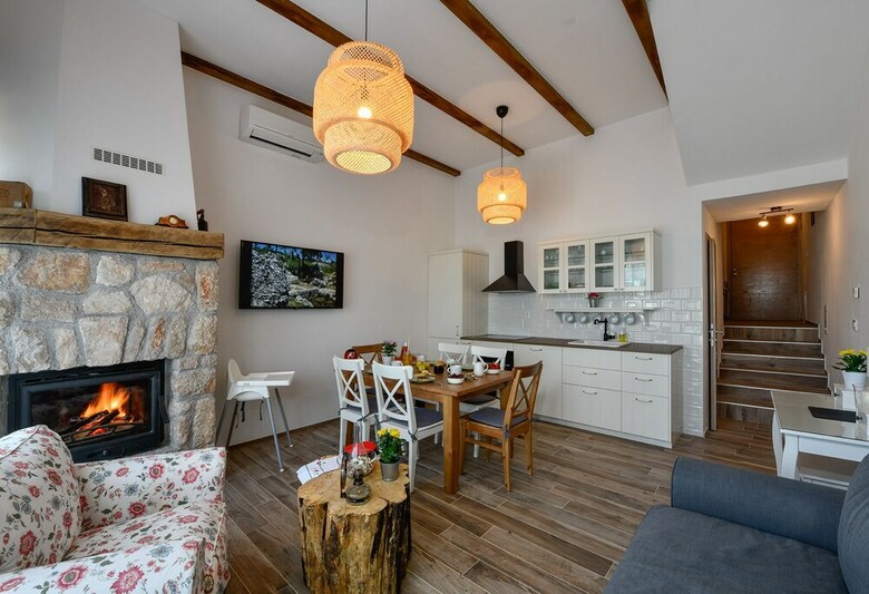 House Villas Joja