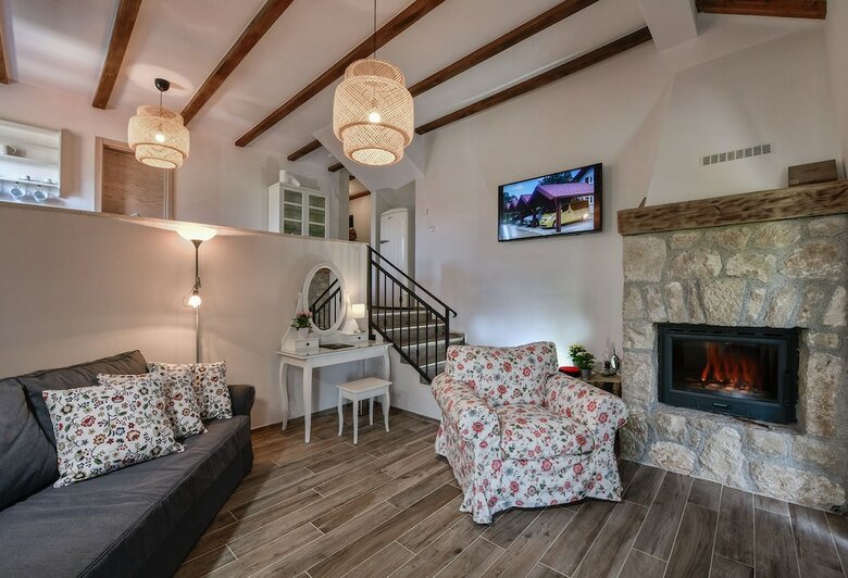 House Villas Joja
