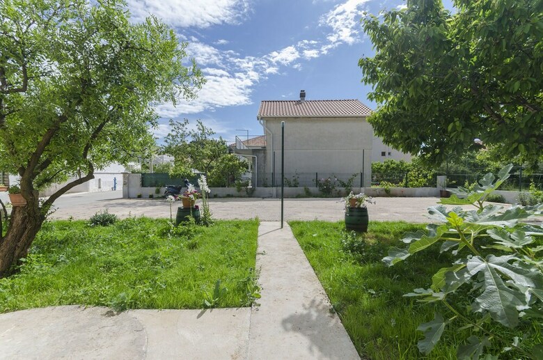 Apartments Mila II