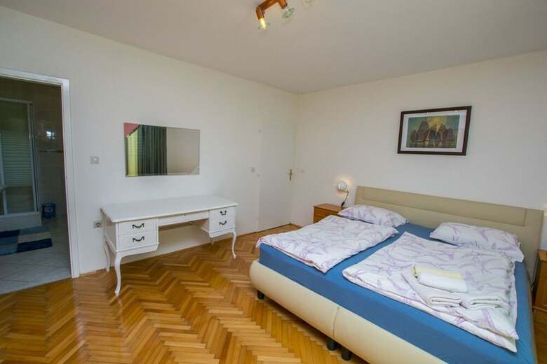 Apartments Neno