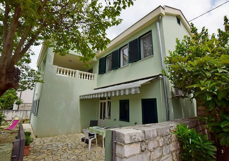 Apartment UNA