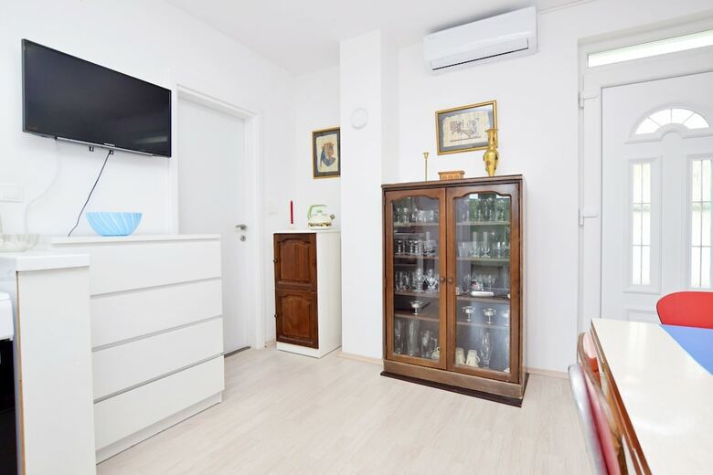 Apartment UNA