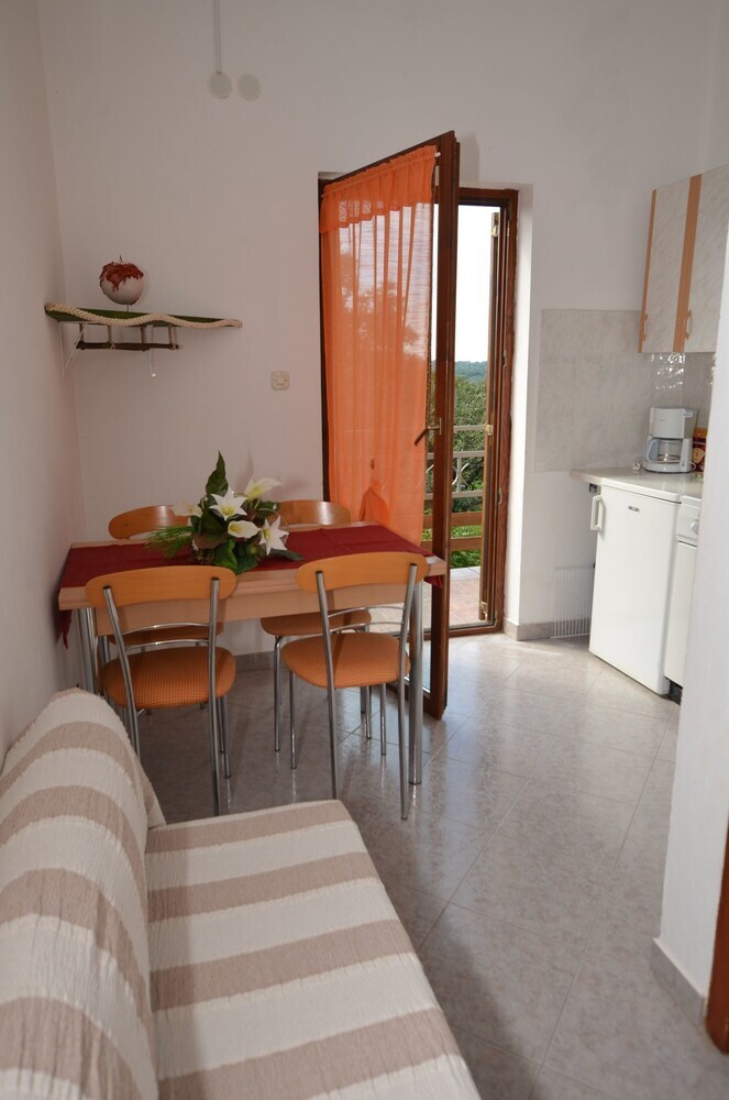 Apartments Josip