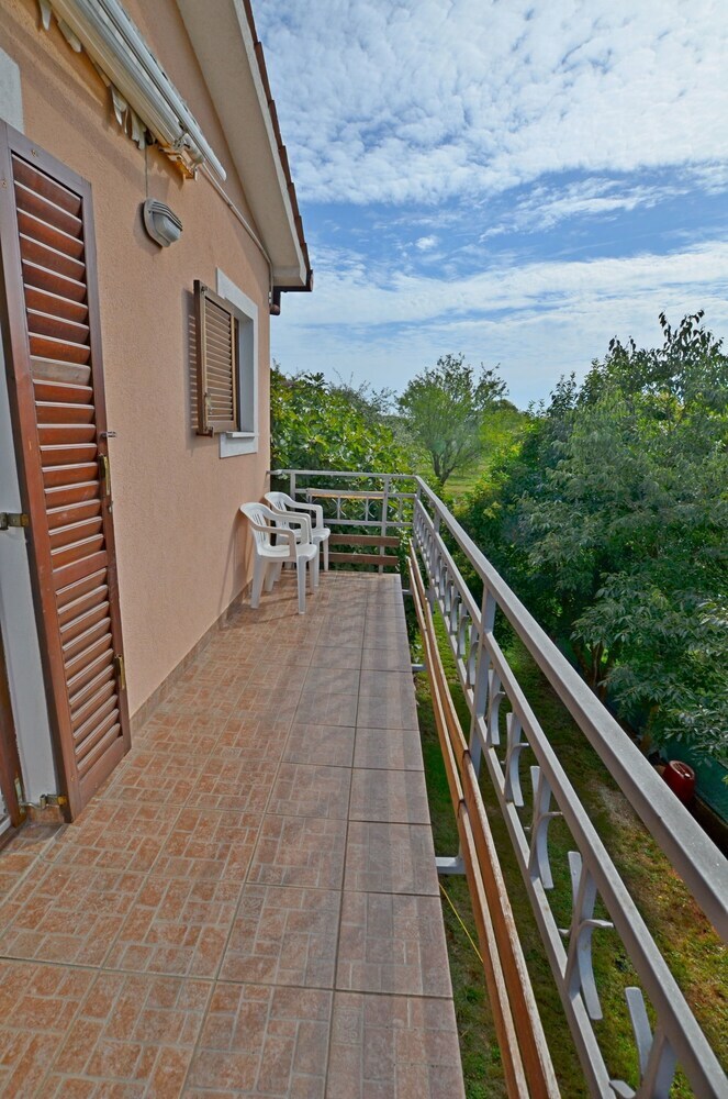 Apartments Josip