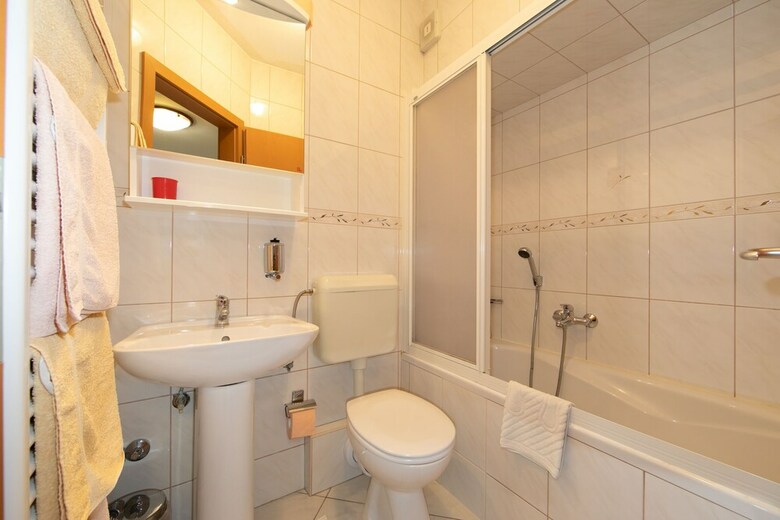 Apartments Biser